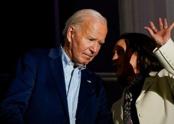 تیر ترامپ به بایدن خورد